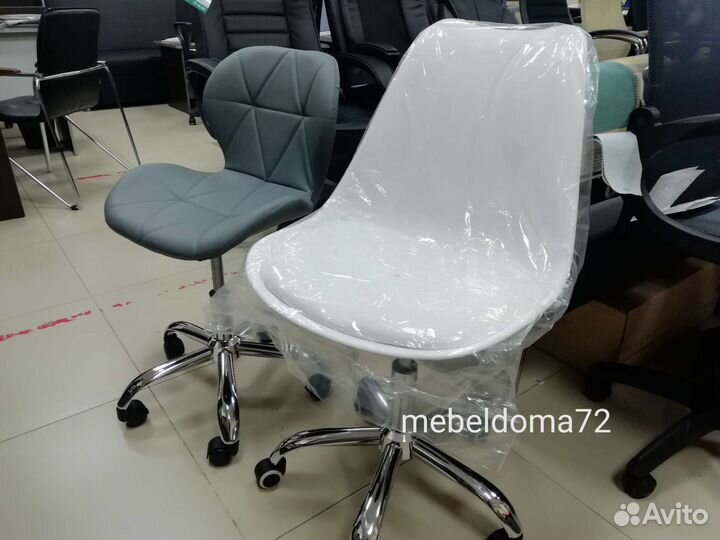 Стул мастера новый в наличии
