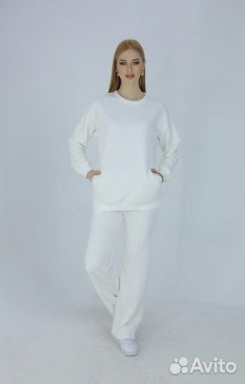 Спортивный костюм женский 42