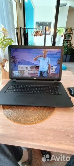HP ноутбук AMD Radeon r4 Graphics