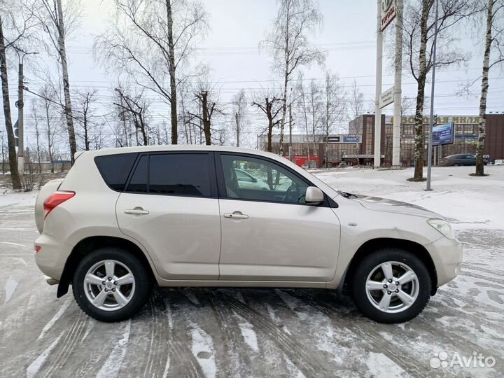 Toyota RAV4 2.0 AT, 2008, 202 104 км