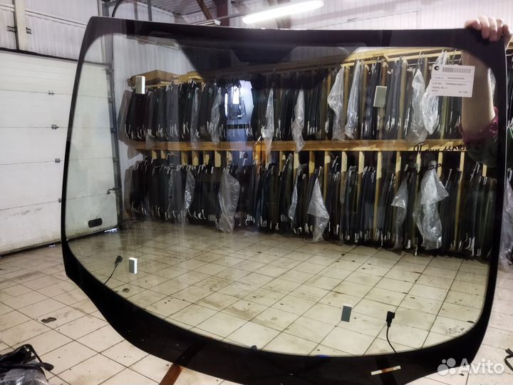 Лобовое стекло Форд Фокус с обогревом