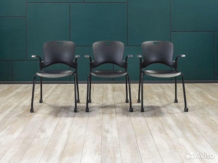 Кресло для конференц зала Herman Miller Carper США