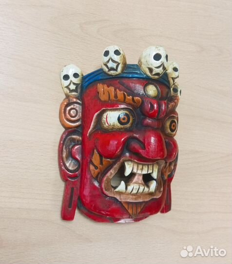 Маска дерево Махакала