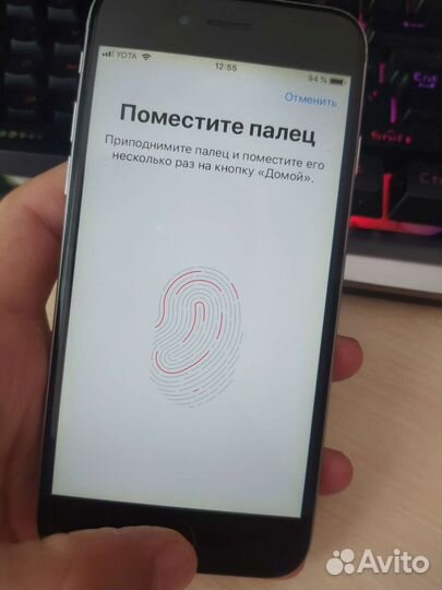 Телефон iPhone 6