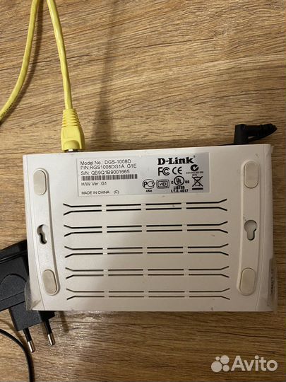 Коммутатор D-link DES-1008D, Switch