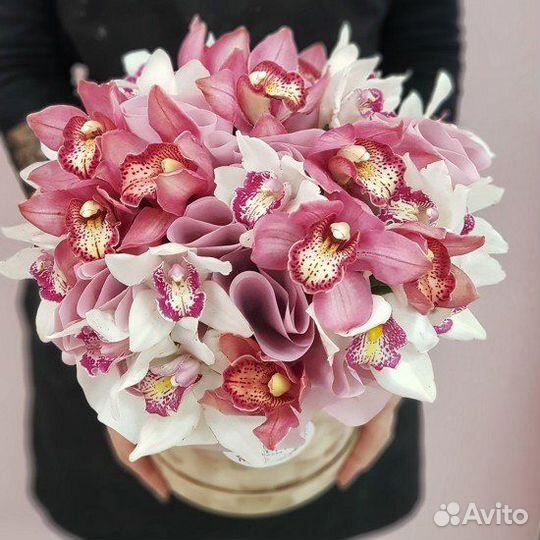 Коробочка из орхидей