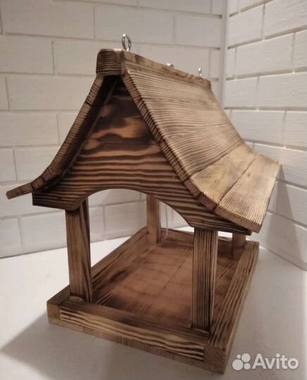 Кормушка для птиц