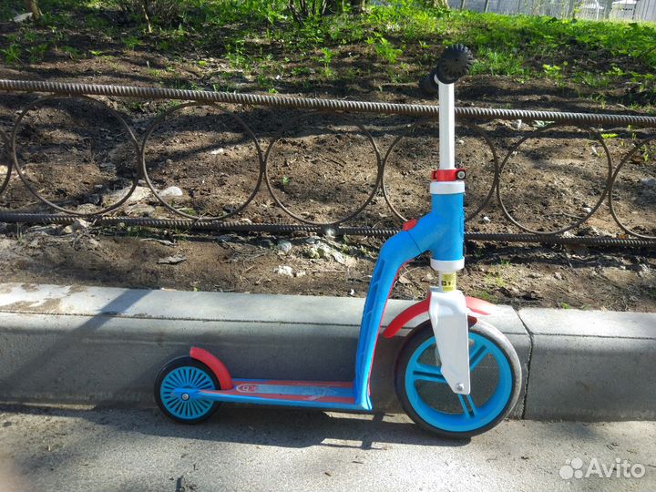 Беговел/самокат Scoot&Ride Highway Freak