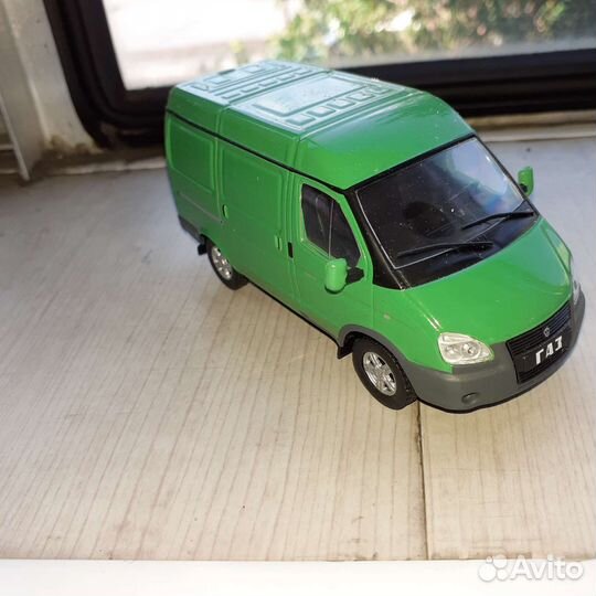 Модель 1:43 автомобилей Газель