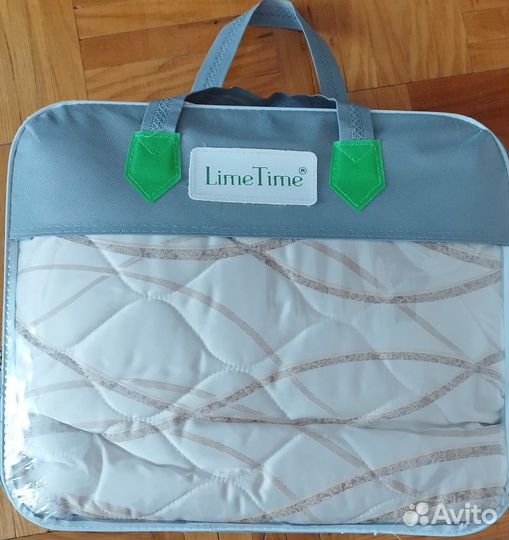 Покрывало на кровать новое