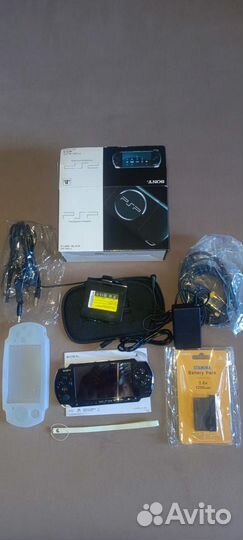 Новая Sony PSP Slim 3008 128 Gb комплект 410 игр