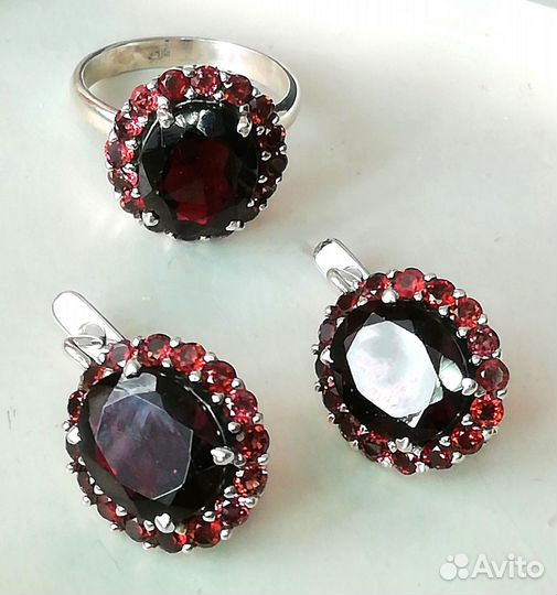 Серьги, кольцо 17,5, 18 гранат серебро С423