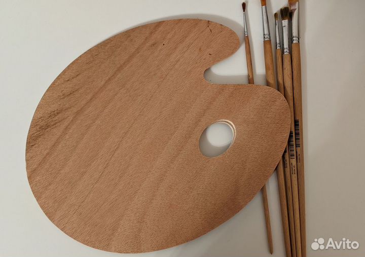 Набор художественных кистей 'Сонет' и палитра