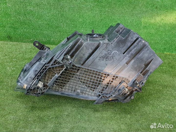 Фара правая BMW X5