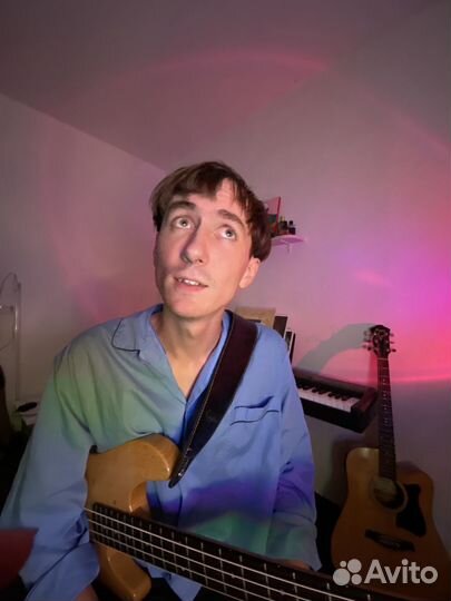 Преподаватель по гитаре