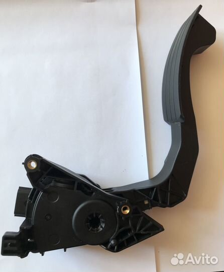 Педаль акселератора Renault Duster hella 6PV 009 9