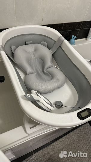 Ванночка для купания новорожденного