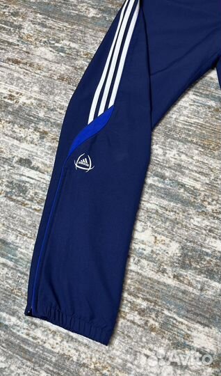 Спортивные штаны Adidas