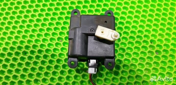 Моторчик заслонки отопителя Nissan Almera Classic