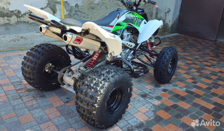 Yamaha YFM700R