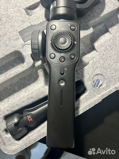 Стабилизатор для смартфона Zhiyun Smooth 4