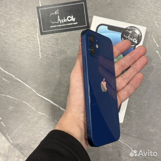 iPhone 12, 64 ГБ