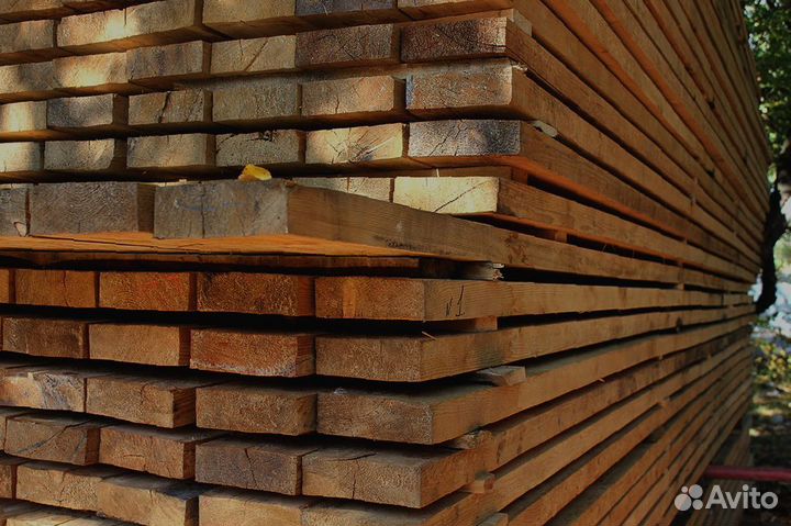 Доски лиственницы камерной сушки 30x140 мм, для бе