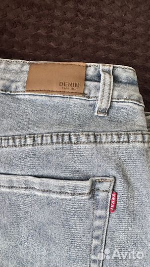 Джинсы бананы, мом