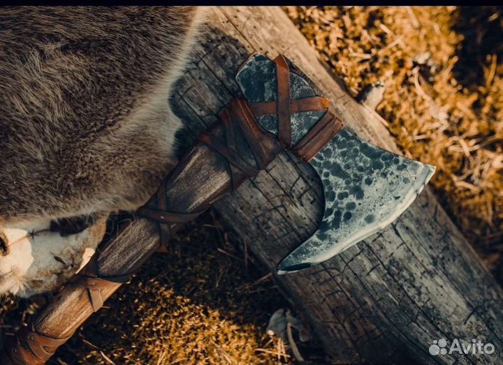 Кованый топор Рагнара Викинга