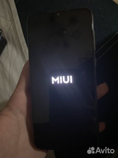 Xiaomi Mi 9 SE, 8/128 ГБ