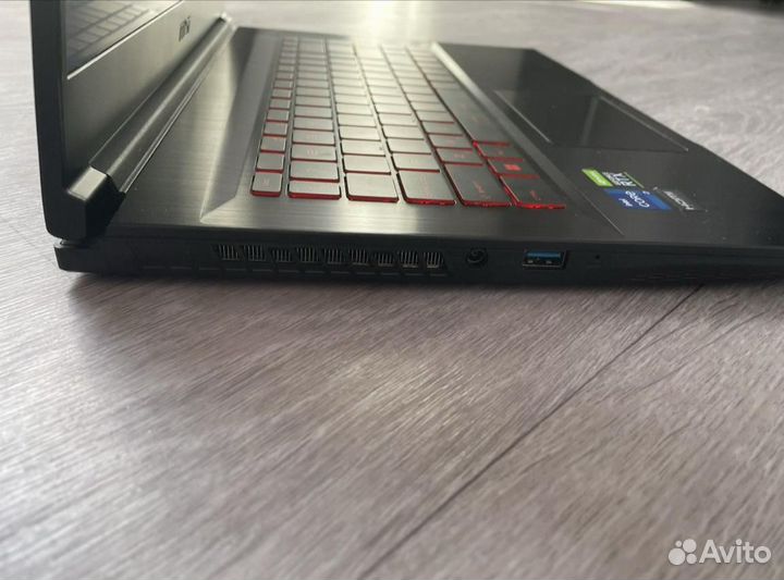 Игровой ноутбук MSI GF63 thin 11ud