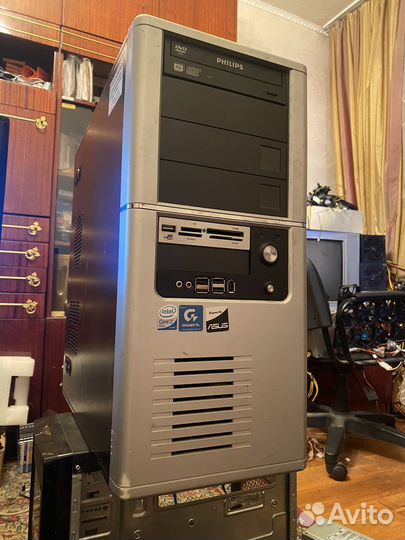 Настольный компьютер