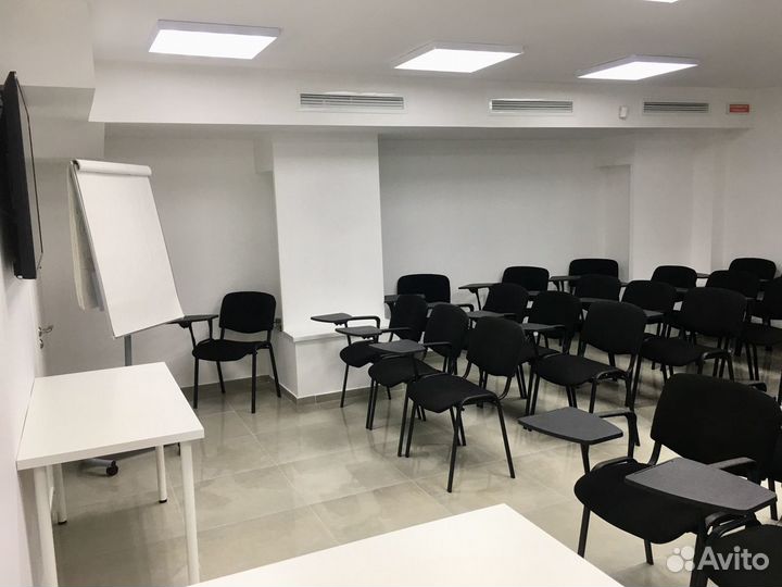 Аренда зала для тренингов 42 кв.м