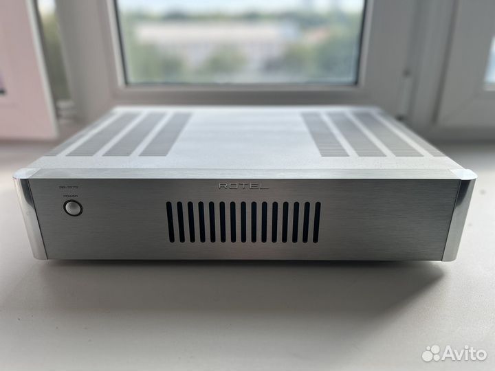 Усилитель Rotel RB-1572