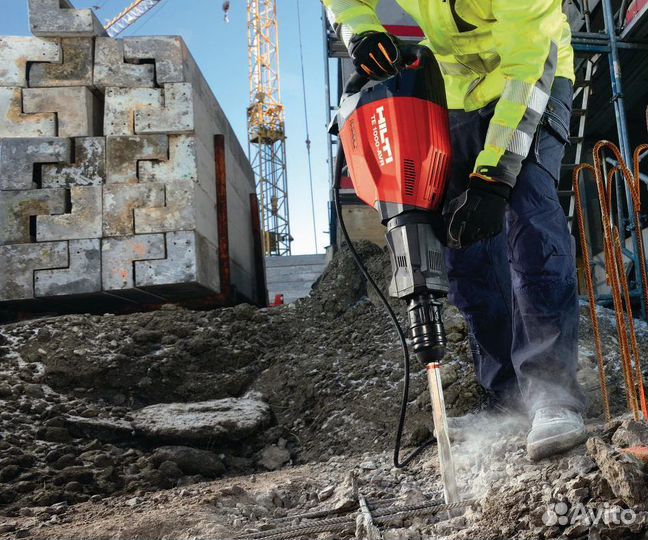 Рабочий с водительским В на демонтажные работы