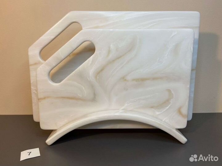 Набор разделочных досок на подставке