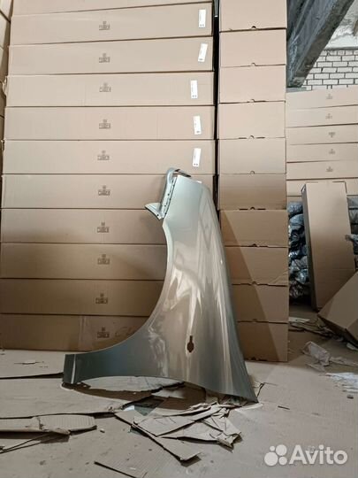 Крыло левое калина цвет мускат 620