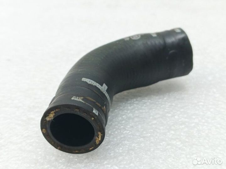 Патрубок системы охлаждения Audi Q5 FY 2.0 DET