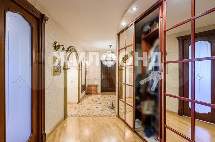 3-к. квартира, 99,8 м², 2/13 эт.