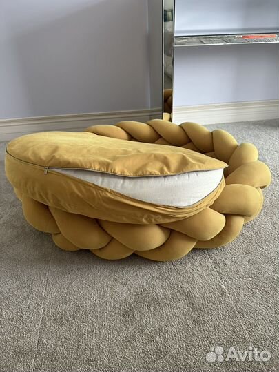 Лежанка для собак