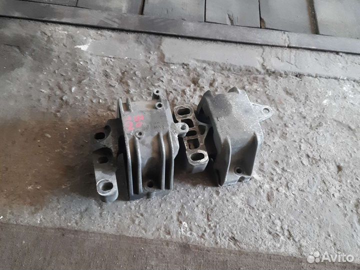 Подушки двигателя VAG