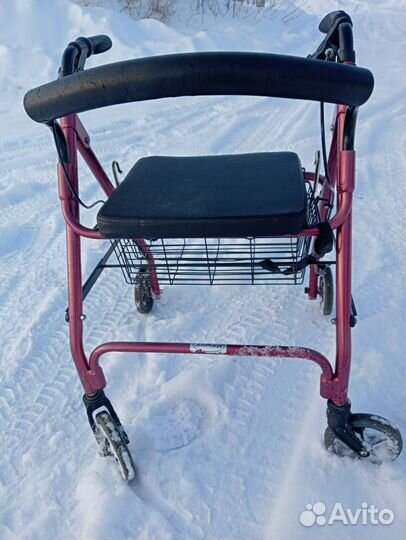Ходунки для взрослых на колесах с сиденьем