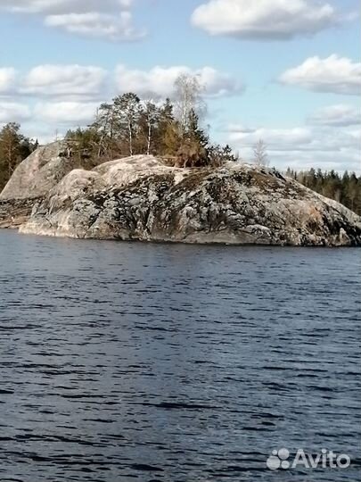 Экскурсии на катере по Ладожским шхерам