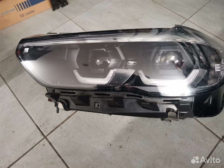 Bmw x5 G05 фара левая Led целая