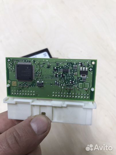 Блок парктроника Tiguan 2