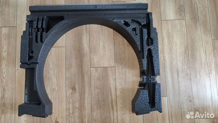 Инструментальный ящик 5NA012115H для Tiguan 2