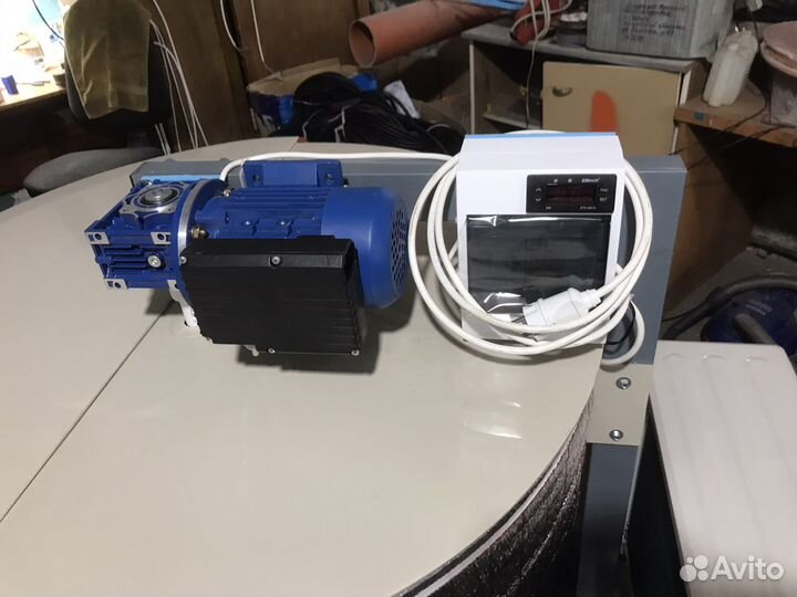 Охладитель молока лучше вёдер с бутылками