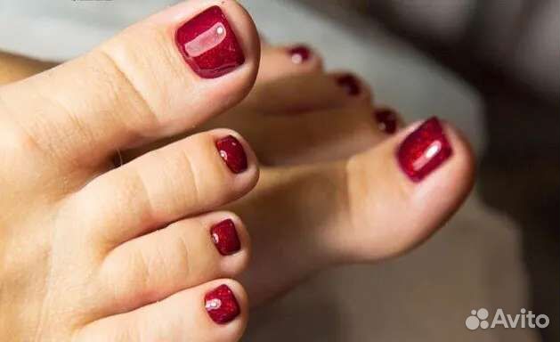 Маникюр и педикюр