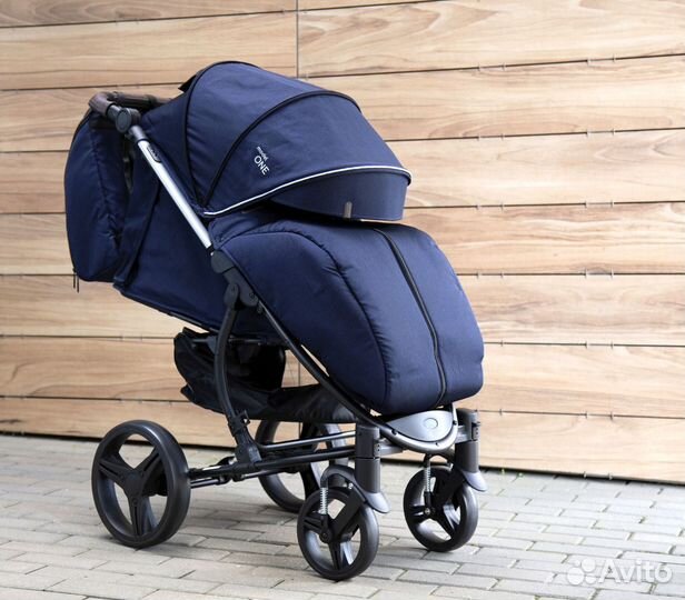 Коляска прогулочная
