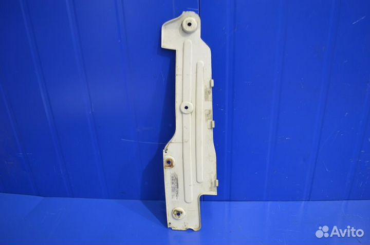 Накладка фары, правая volvo FH (01.05)